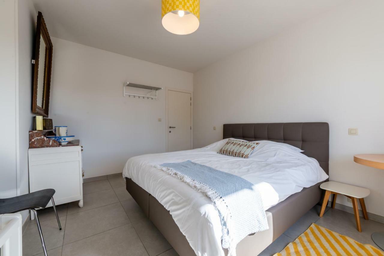Modern Apartment With Free Parking ออสเทนด์ ภายนอก รูปภาพ